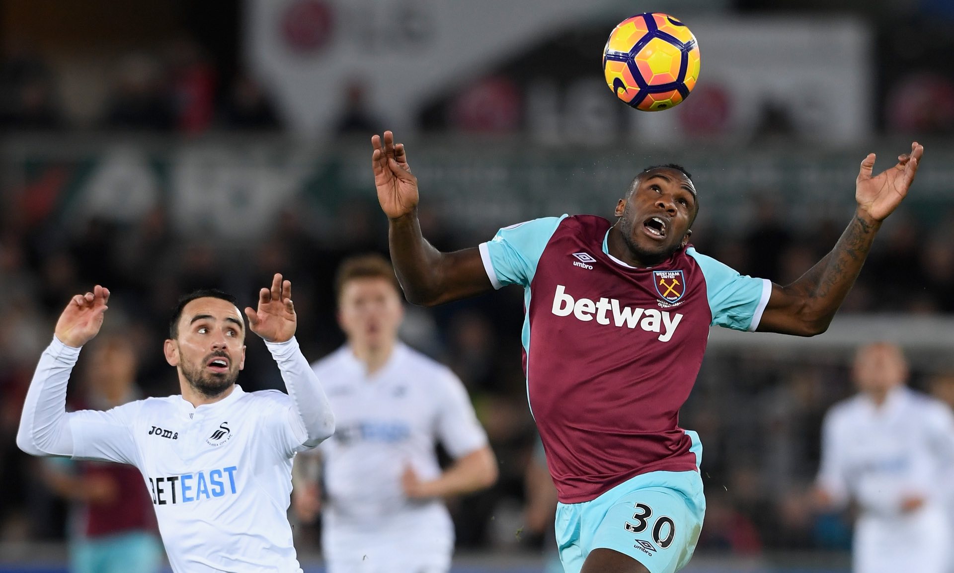 次伤病困扰 次伤病困扰